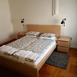 Hiša za goste Stari Tisler 3*