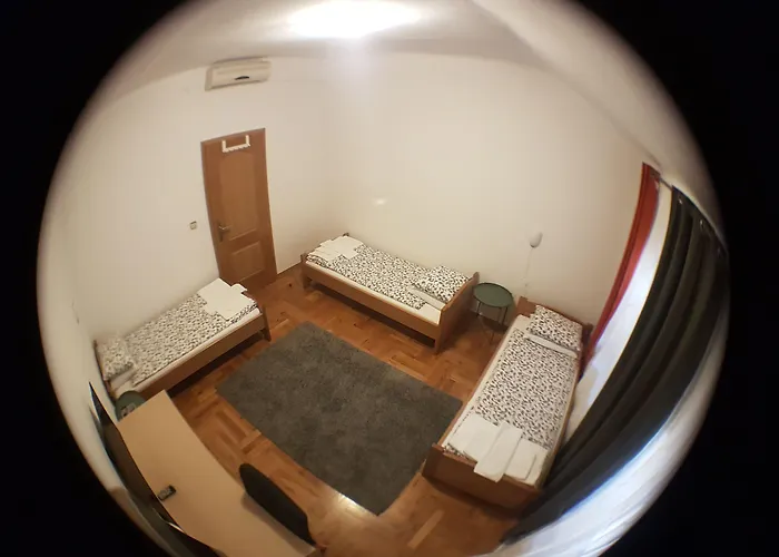 Stari Tisler 3* Ljubljana